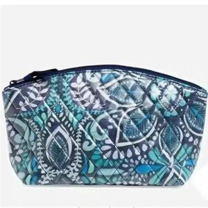 Vera Bradley Grand Travel Cosmetic in Blue Island Medallion NWT